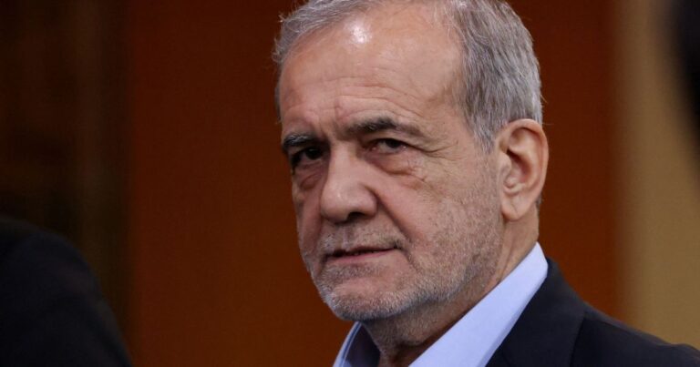 Presidente diz que Irã não abrirá mão do “direito de enriquecimento”