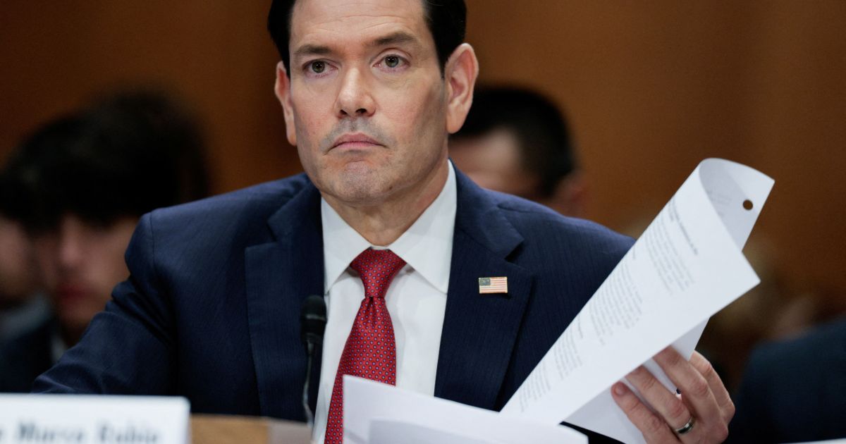 Rubio visita aliados do Golfo mais afetados pelo Irã enquanto acordo avança Rubio visita aliados do Golfo mais afetados pelo Irã enquanto acordo avança