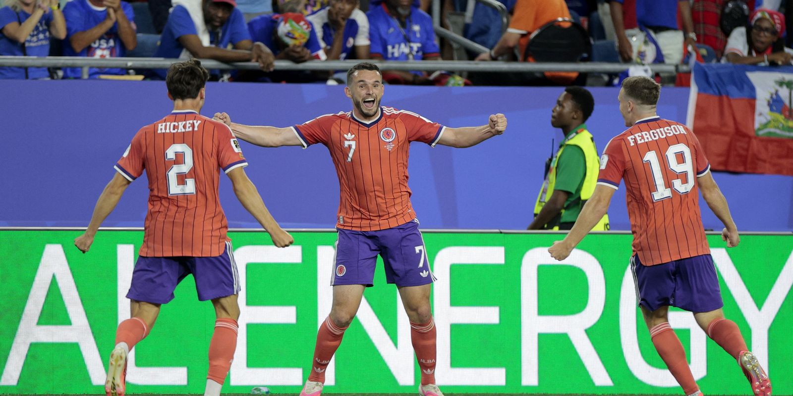 Escócia vence Haiti e vira líder do grupo do Brasil na Copa do Mundo Escócia vence Haiti e vira líder do grupo do Brasil na Copa do Mundo