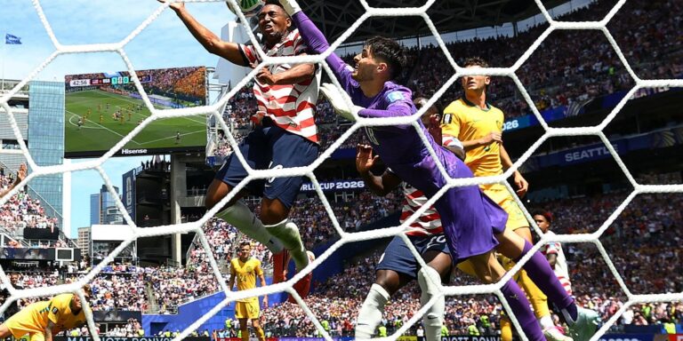 Estados Unidos bate a Austrália e fica perto da classificação Estados Unidos bate a Austrália e fica perto da classificação