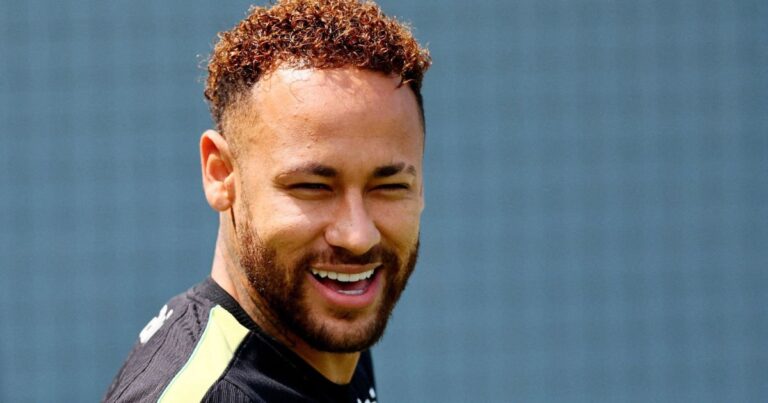 Neymar divide opiniões, mas maioria da torcida prefere retorno gradual