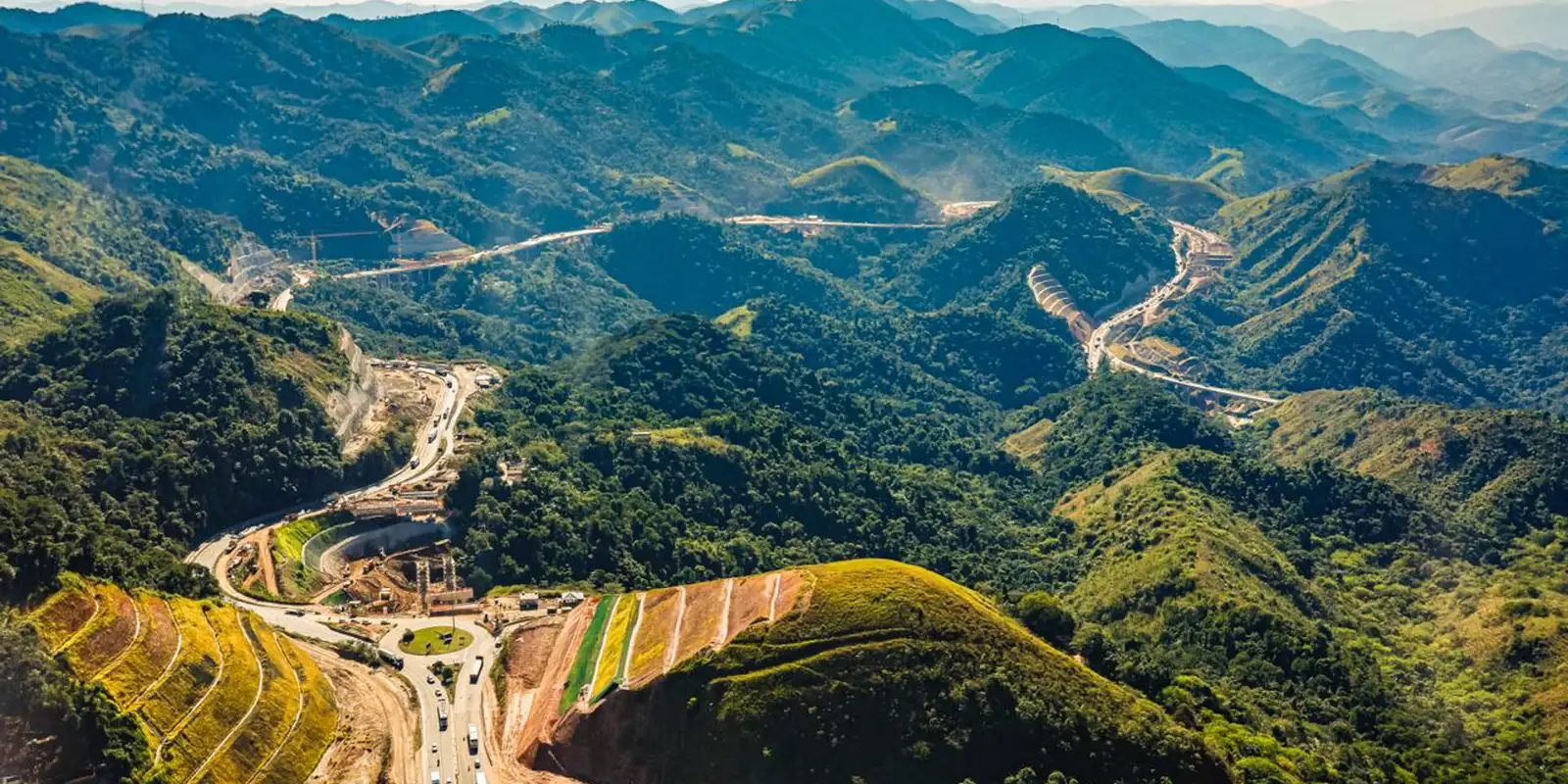 Governo inaugura primeira etapa da rodovia na Serra das Araras, no Rio Governo inaugura primeira etapa da rodovia na Serra das Araras, no Rio
