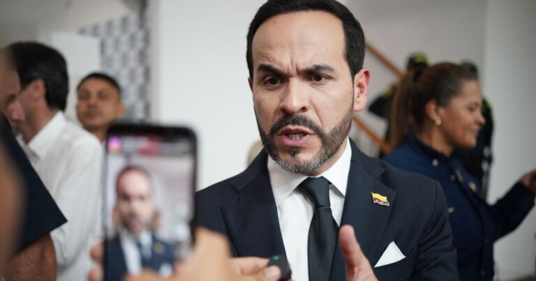 Eleição na Colômbia: Apuração preliminar indica De la Espriella vencedor Eleição na Colômbia: Apuração preliminar indica De la Espriella vencedor