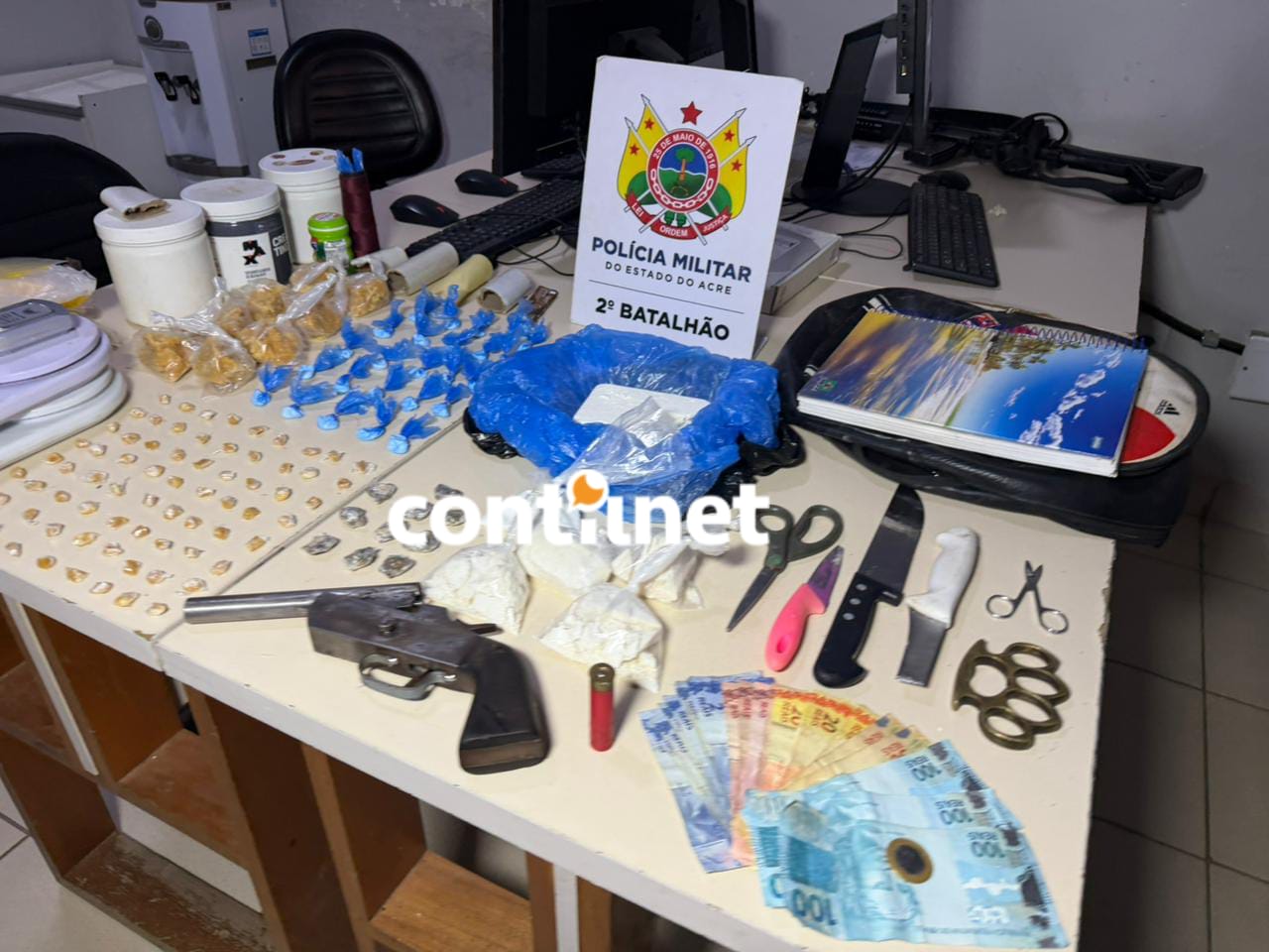 Suspeito de tráfico é preso com drogas e arma de fogo em Rio Branco