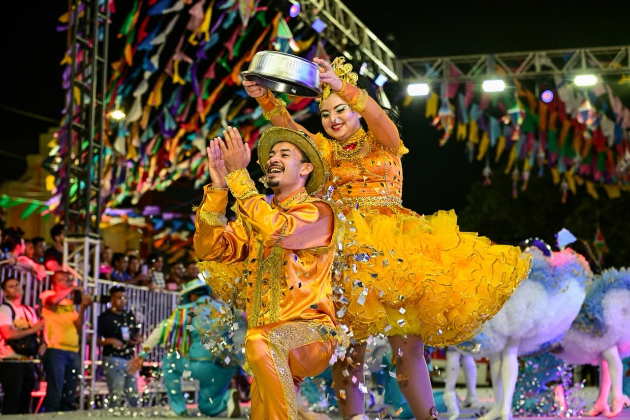 Arraial Cultural abre programação com Concurso de Quadrilhas Juninas Arraial Cultural abre programação com Concurso de Quadrilhas Juninas