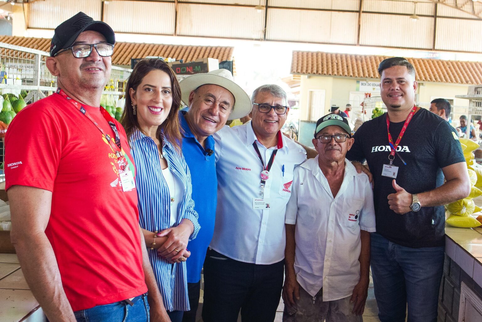 Bocalom visita mercado em Sena e defende projeto ‘Produzir para empregar’