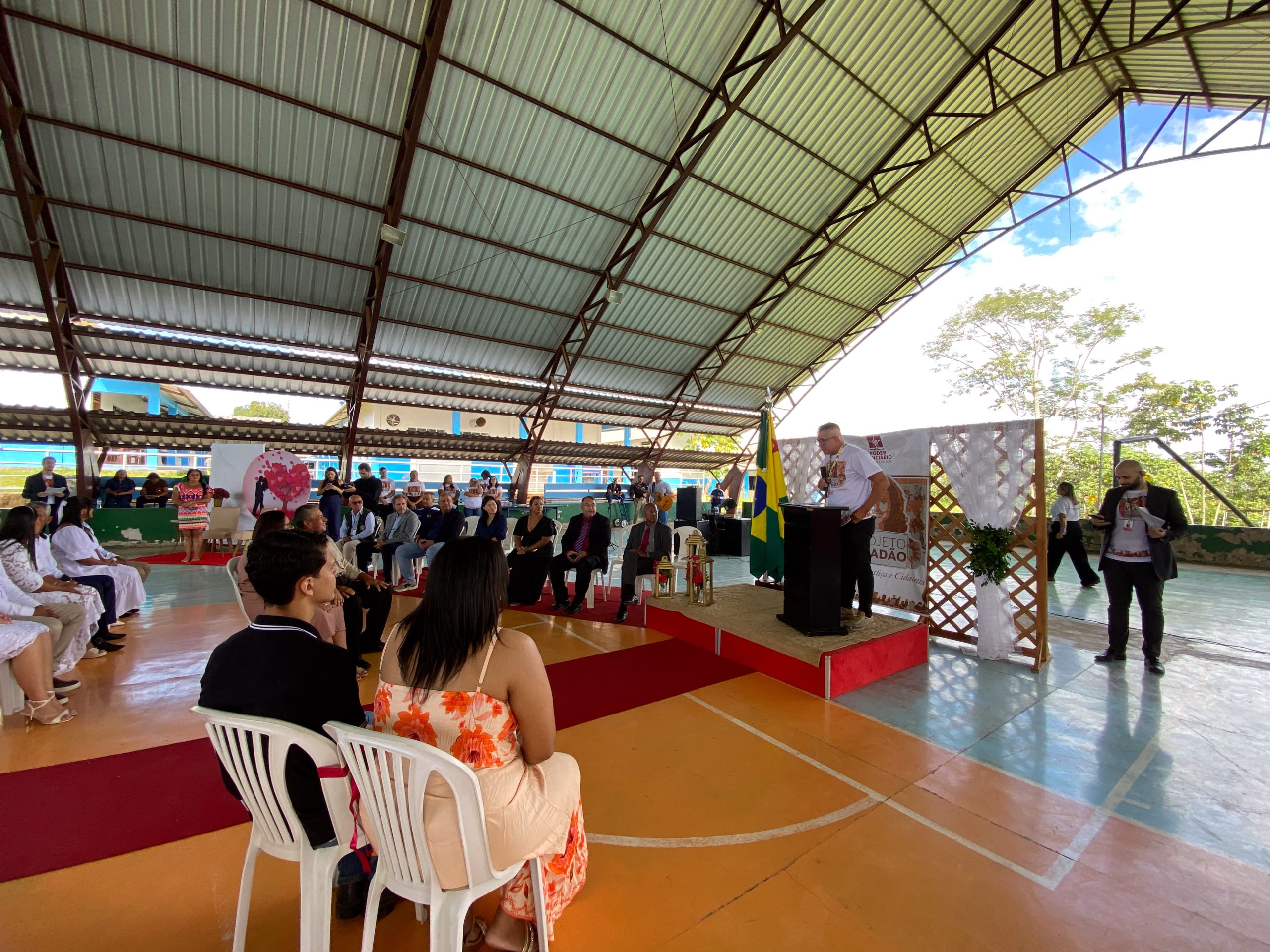 Casamento coletivo do TJAC reúne 35 casais no interior do Acre