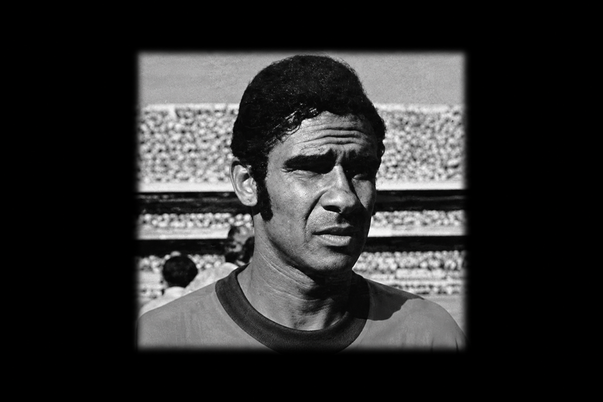 Brito, zagueiro titular da seleção brasileira no tri morre aos 86 anos