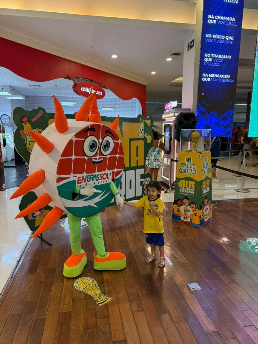 Empresas promovem transmissão dos jogos da Copa no Via Verde Shopping Empresas promovem transmissão dos jogos da Copa no Via Verde Shopping