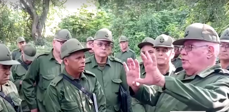 Imagens militares mostram degradação das forças armadas de Cuba