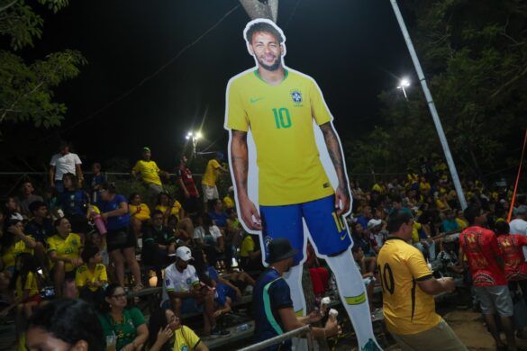 Dharcules Pinheiro (3) Praça da Revolução fica lotada para estreia do Brasil na Copa do Mundo