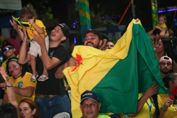 Dharcules Pinheiro (4) Praça da Revolução fica lotada para estreia do Brasil na Copa do Mundo