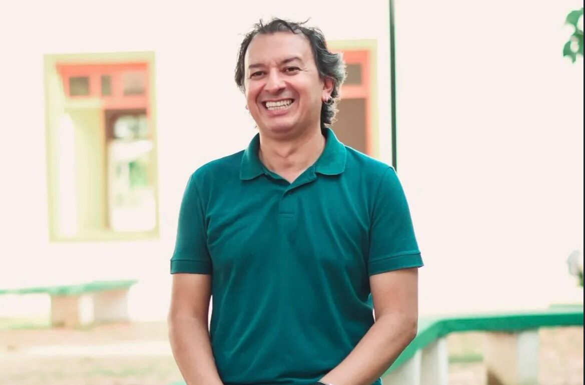 Novo livro “O Roubo D’A Gameleira” destaca mistério e pertencimento no Acre Novo livro “O Roubo D’A Gameleira” destaca mistério e pertencimento no Acre