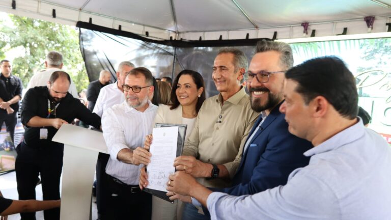 Ao lado de Alan, Mailza destaca aumento nas pesquisas: “Satisfação”