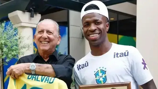 Vini Jr. e Galvão Bueno trocam homenagens na Copa do Mundo