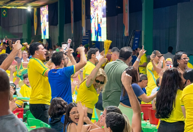 É GOL! Matheus Cunha abre placar para o Brasil e leva torcida à loucura