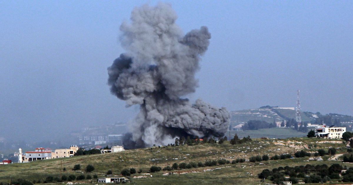 Hezbollah acusa Israel de violar trégua após ataque matar pessoas no Líbano Hezbollah acusa Israel de violar trégua após ataque matar pessoas no Líbano