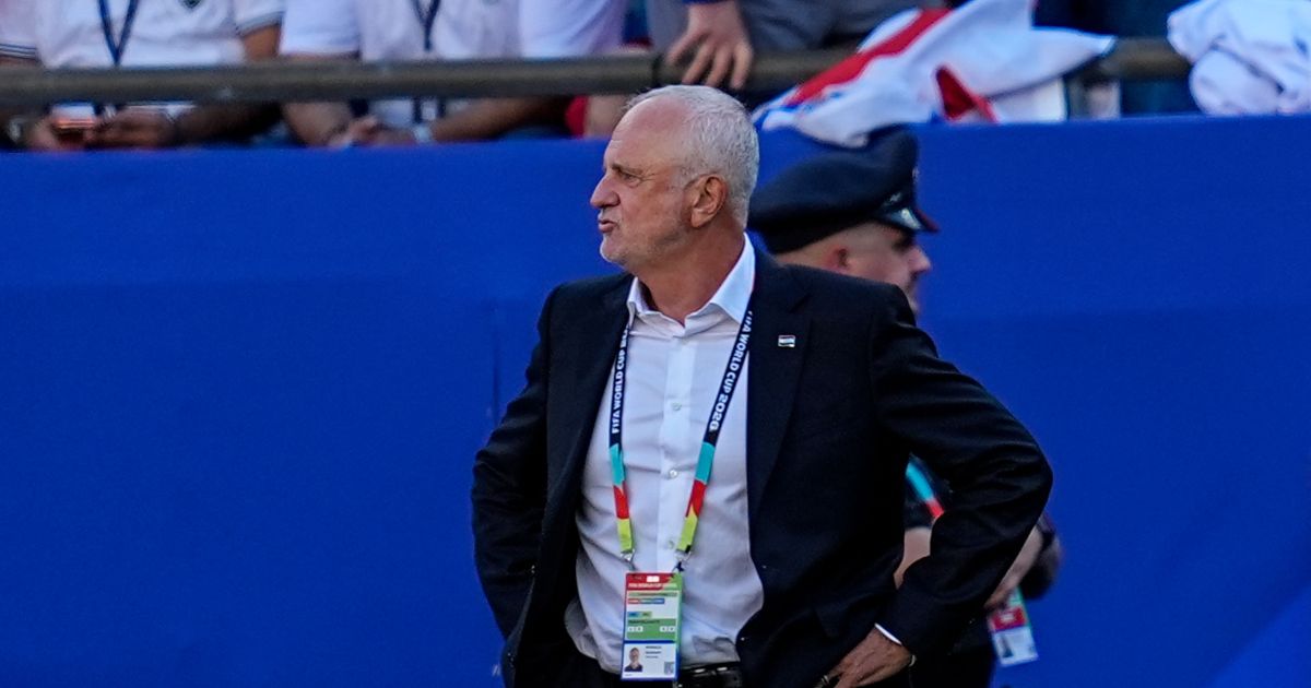 “Queria poder jogar com 3 goleiros”, diz técnico do Iraque sobre a França “Queria poder jogar com 3 goleiros”, diz técnico do Iraque sobre a França