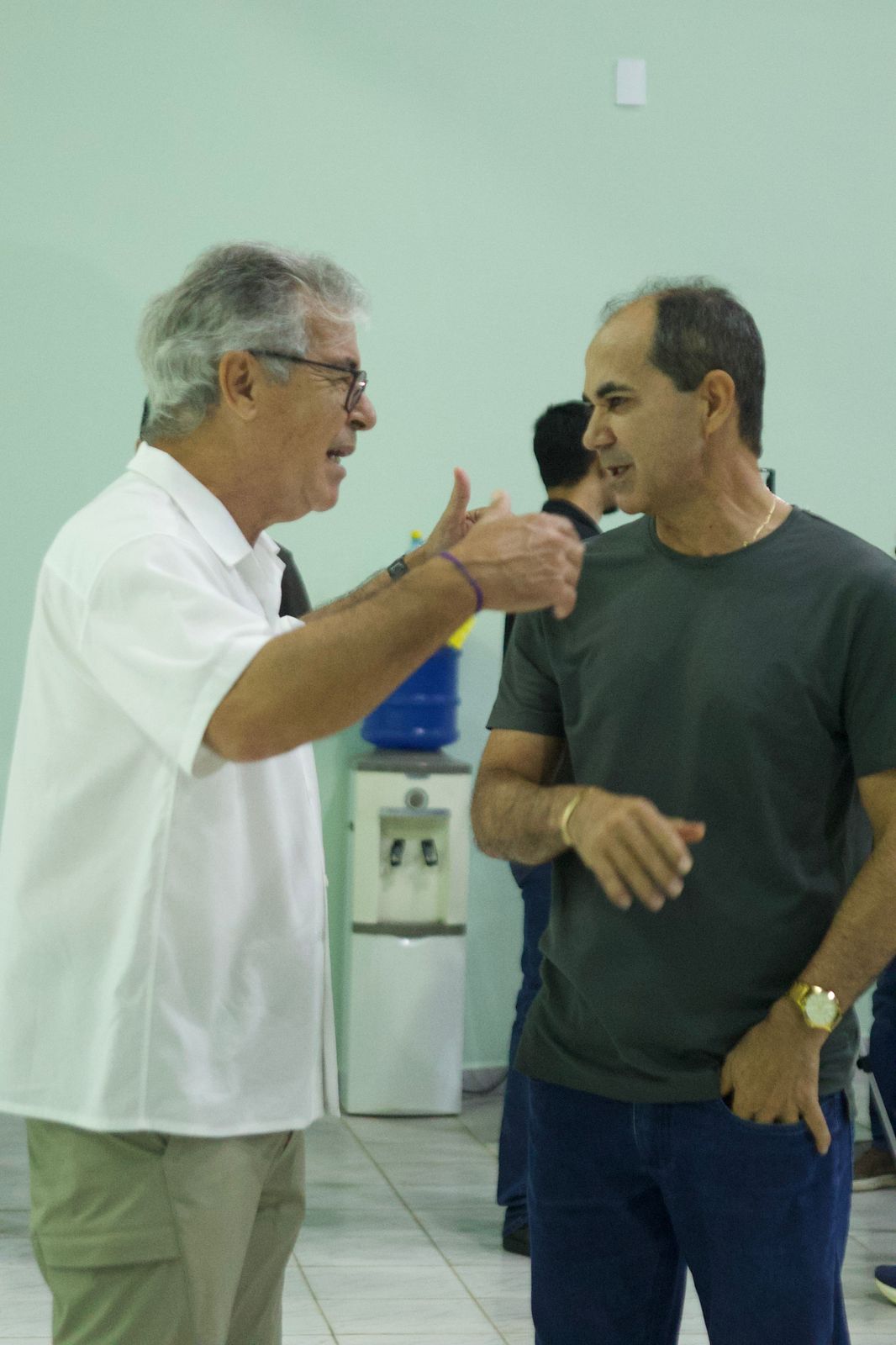 Jorge tira pauta ideológica da campanha e entra com força no Juruá