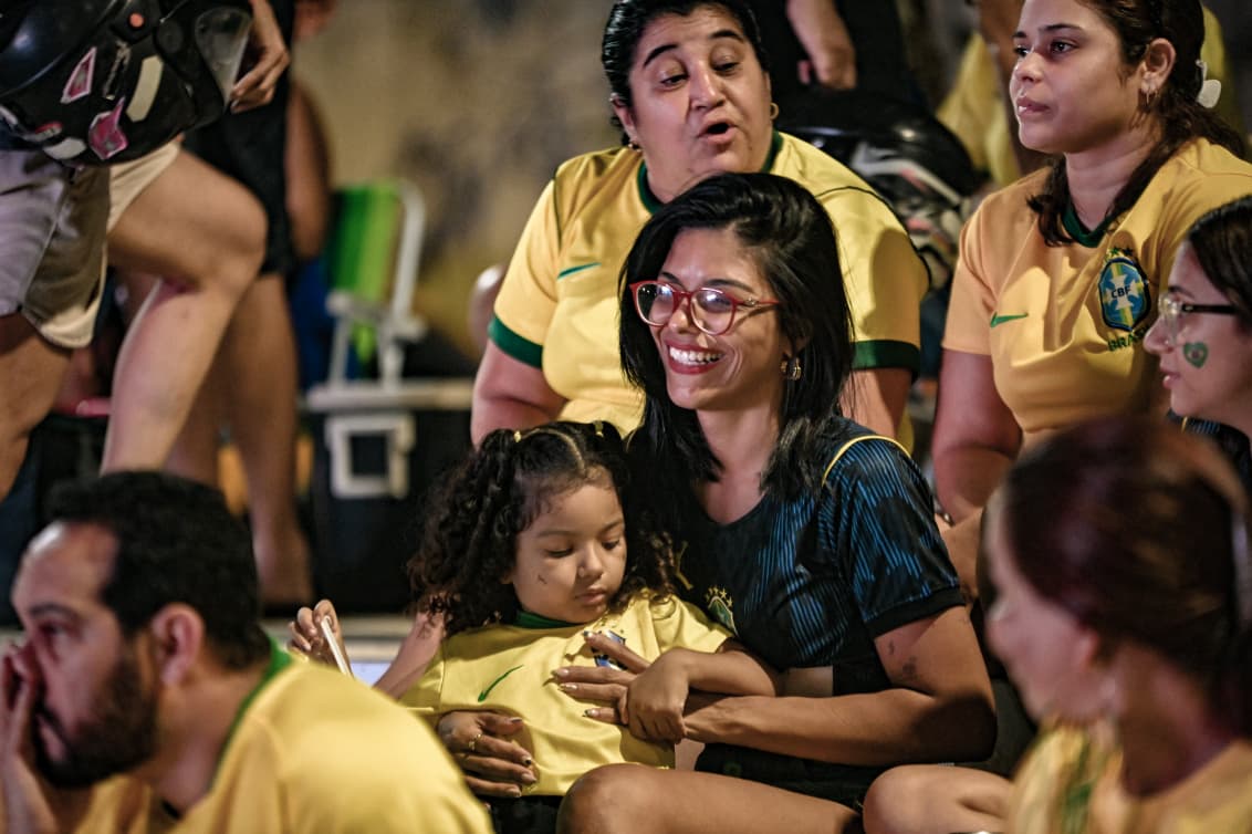 AQUI É BRASIL! Praça da Revolução e Concha reúnem torcedores; FOTOS AQUI É BRASIL! Praça da Revolução e Concha reúnem torcedores; FOTOS
