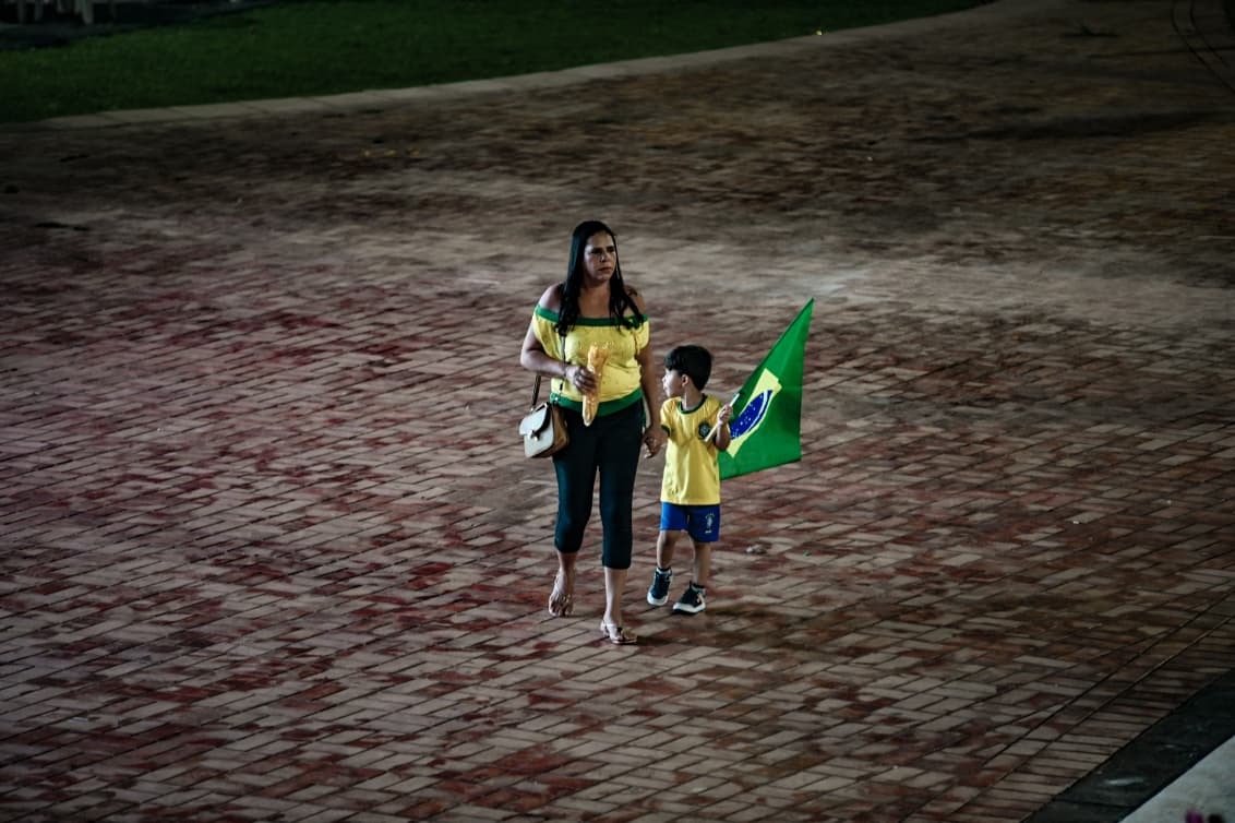 AQUI É BRASIL! Praça da Revolução e Concha reúnem torcedores; FOTOS AQUI É BRASIL! Praça da Revolução e Concha reúnem torcedores; FOTOS