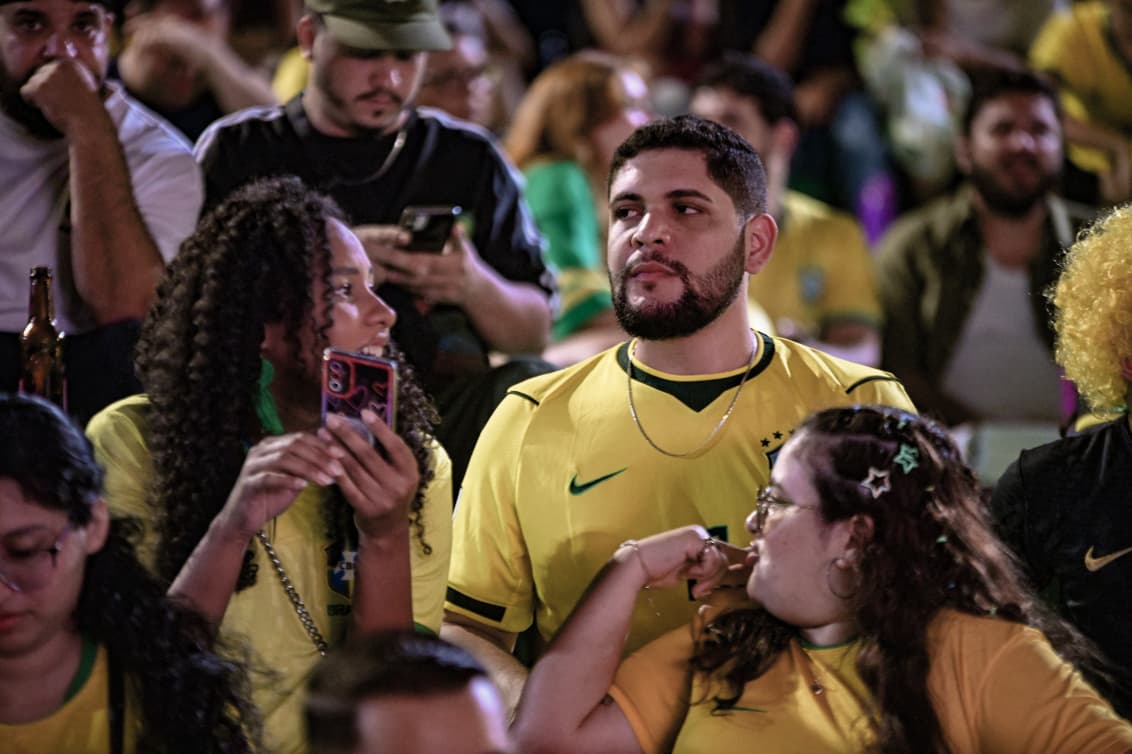 AQUI É BRASIL! Praça da Revolução e Concha reúnem torcedores; FOTOS AQUI É BRASIL! Praça da Revolução e Concha reúnem torcedores; FOTOS