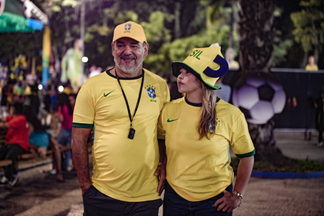 AQUI É BRASIL! Praça da Revolução e Concha reúnem torcedores; FOTOS AQUI É BRASIL! Praça da Revolução e Concha reúnem torcedores; FOTOS