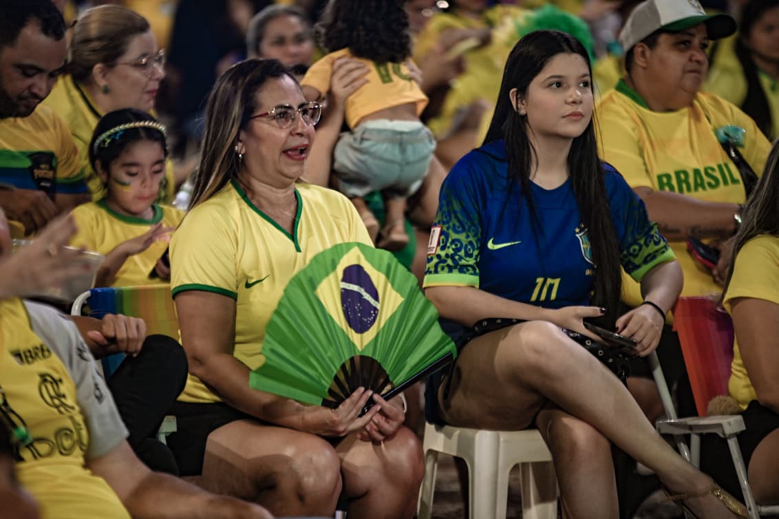 AQUI É BRASIL! Praça da Revolução e Concha reúnem torcedores; FOTOS AQUI É BRASIL! Praça da Revolução e Concha reúnem torcedores; FOTOS