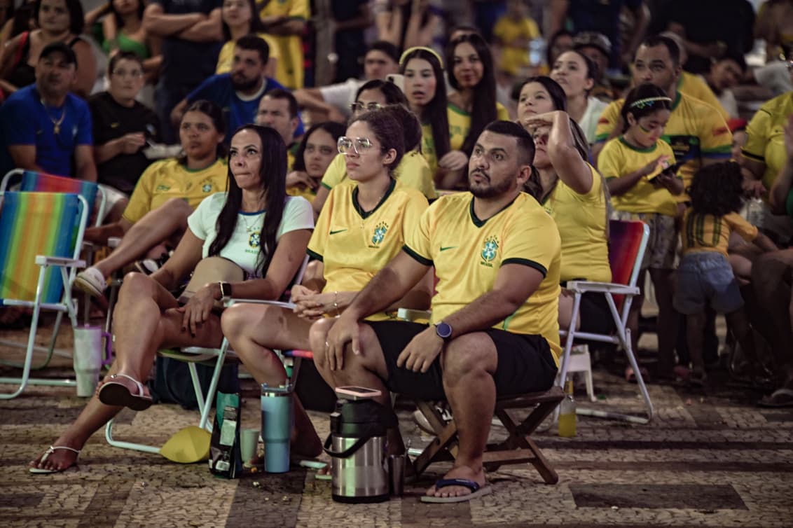 AQUI É BRASIL! Praça da Revolução e Concha reúnem torcedores; FOTOS AQUI É BRASIL! Praça da Revolução e Concha reúnem torcedores; FOTOS