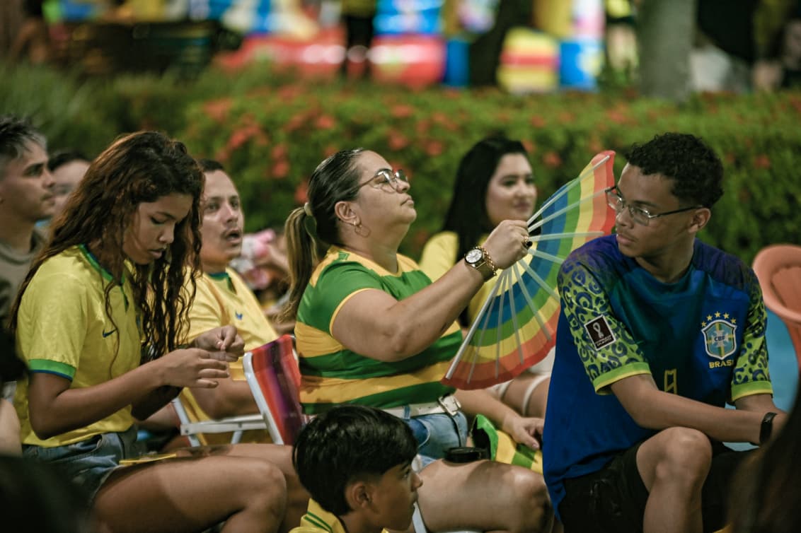 AQUI É BRASIL! Praça da Revolução e Concha reúnem torcedores; FOTOS AQUI É BRASIL! Praça da Revolução e Concha reúnem torcedores; FOTOS