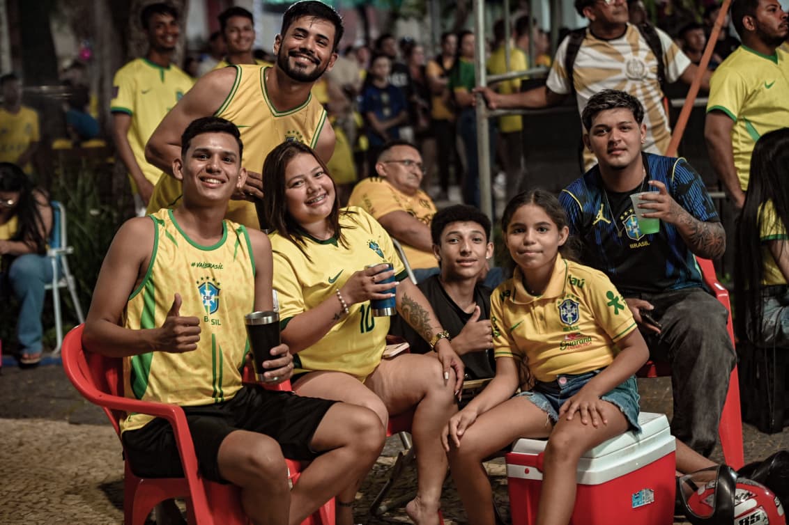 AQUI É BRASIL! Praça da Revolução e Concha reúnem torcedores; FOTOS AQUI É BRASIL! Praça da Revolução e Concha reúnem torcedores; FOTOS