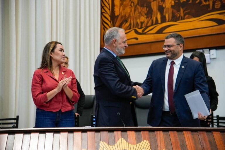 Luís Tchê destaca parceria entre Embrapa e Seagri para o agro acreano Luís Tchê destaca parceria entre Embrapa e Seagri para o agro acreano