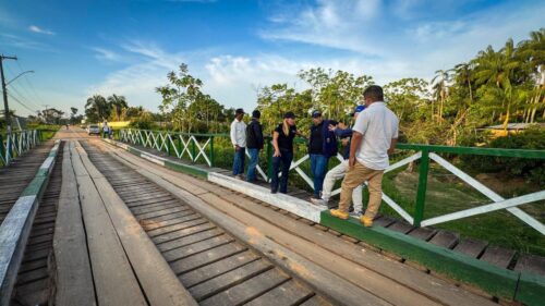 Mailza e Sula entregam Rua Pedro Alexandrino e anunciam nova ponte em Feijó Mailza e Sula entregam Rua Pedro Alexandrino e anunciam nova ponte em Feijó