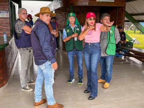 Mailza e Sula entregam Rua Pedro Alexandrino e anunciam nova ponte em Feijó