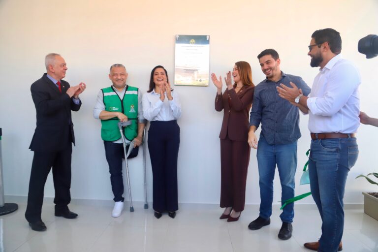 Mailza entrega nova sede da Controladoria-geral do Estado