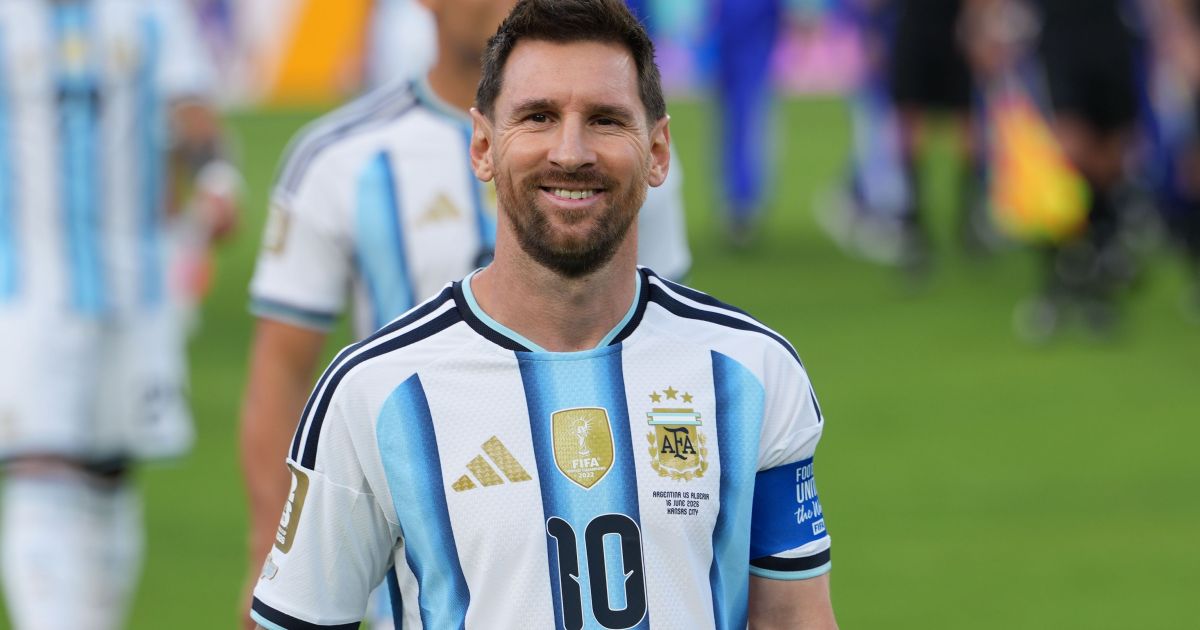 Messi e Mbappé em campo: veja agenda da Copa do Mundo nesta segunda (22) Messi e Mbappé em campo: veja agenda da Copa do Mundo nesta segunda (22)