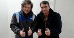 Milei posta foto com Flávio Bolsonaro depois de encontro na Argentina