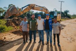 Prefeitura de Cruzeiro do Sul prepara rua do Miritizal para asfaltamento
