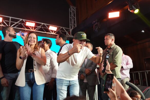 Fábio Rueda reúne lideranças e recebe apoio em lançamento político; FOTOS