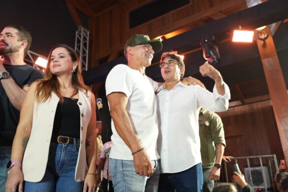 Fábio Rueda reúne lideranças e recebe apoio em lançamento político; FOTOS