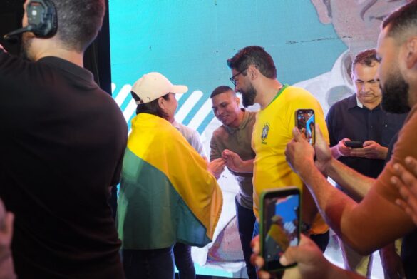 Fábio Rueda reúne lideranças e recebe apoio em lançamento político; FOTOS