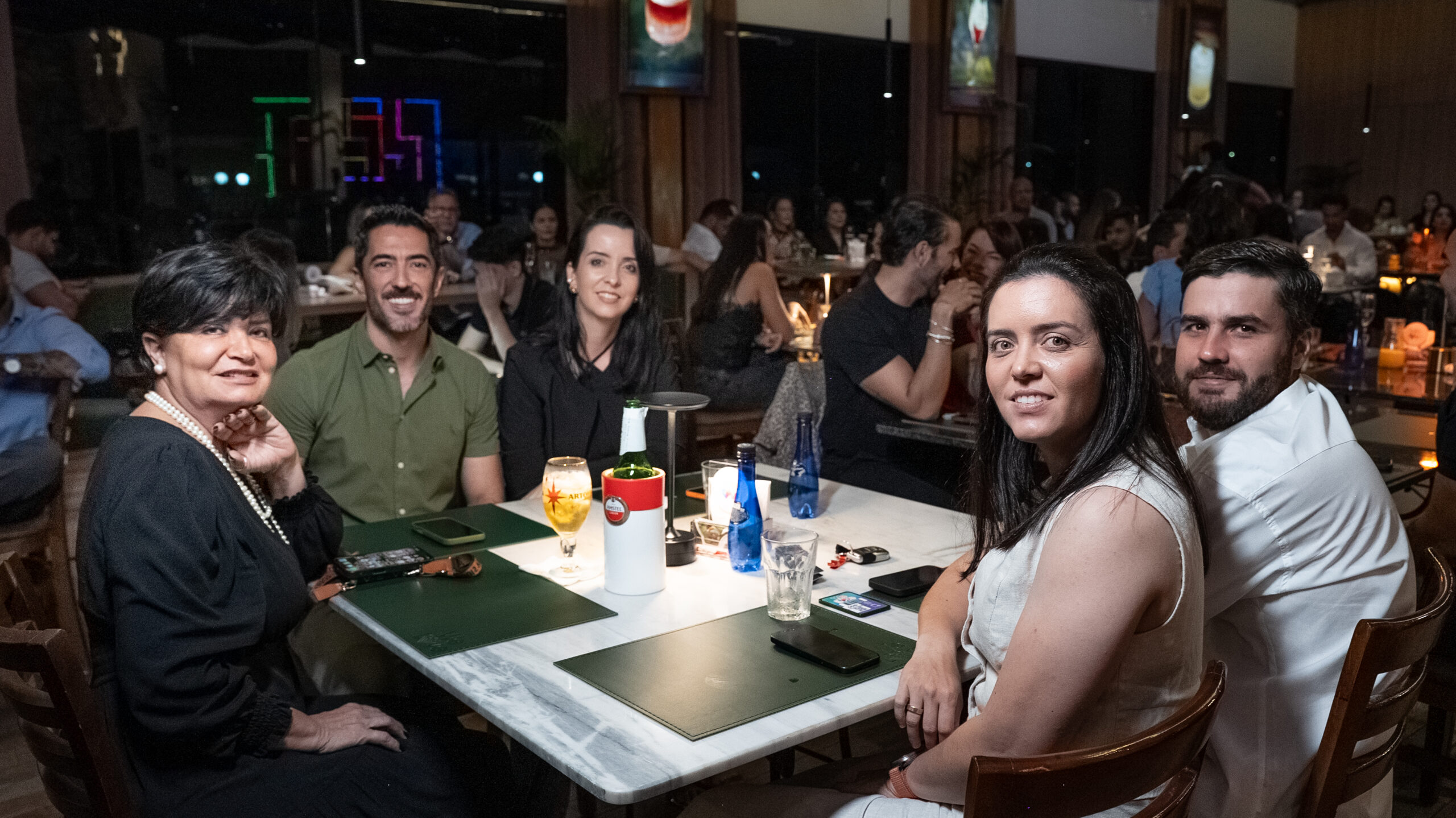 Com políticos famosos, jornalista Sofia Bruneta comemora aniversário na Casa do Rio Com políticos famosos, jornalista Sofia Bruneta comemora aniversário na Casa do Rio