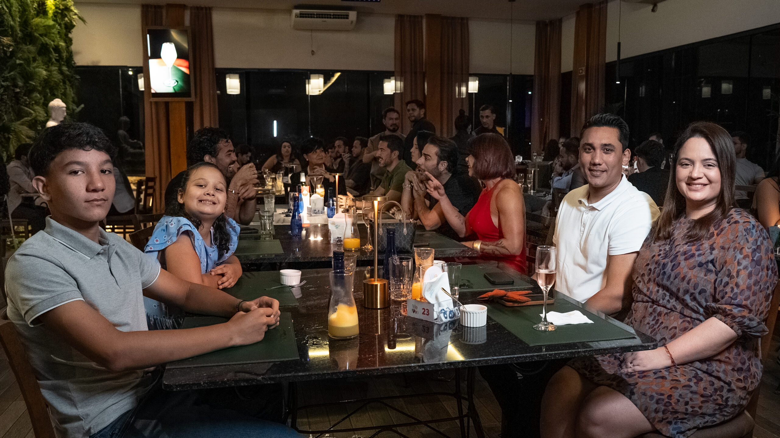 Com políticos famosos, jornalista Sofia Bruneta comemora aniversário na Casa do Rio Com políticos famosos, jornalista Sofia Bruneta comemora aniversário na Casa do Rio