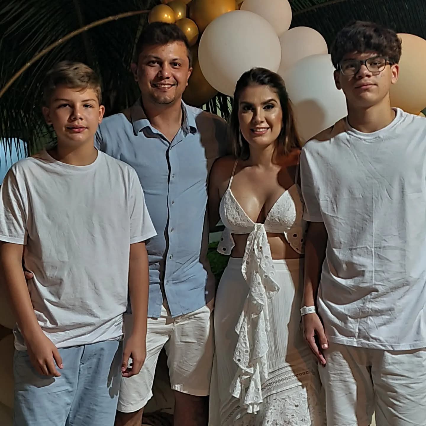 Conheça o médico do Acre que salva bebês de 500g e vive milagres na UTI Conheça o médico do Acre que salva bebês de 500g e vive milagres na UTI
