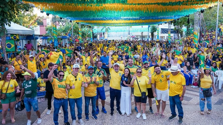 Alysson convida população para assistir jogo da Seleção na Praça da Revolução