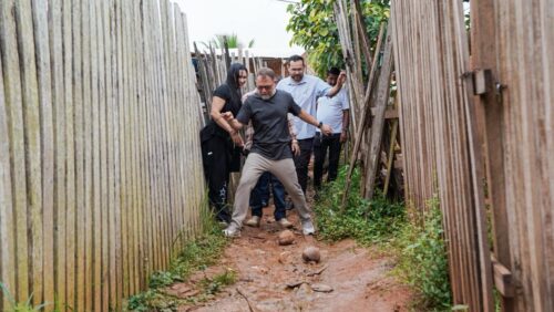 Alysson Bestene vistoria obras no Vale do Açaí e ocupação Jaguar