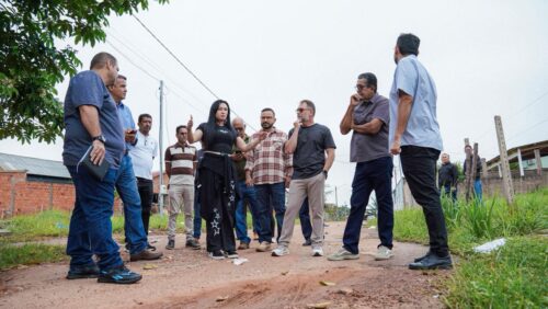 Alysson Bestene vistoria obras no Vale do Açaí e ocupação Jaguar