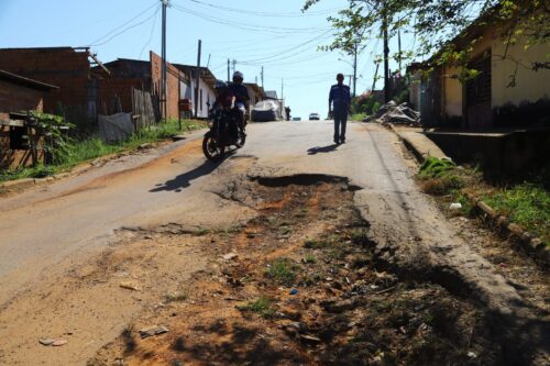 Prefeitura intensifica obras de pavimentação e drenagem em Rio Branco