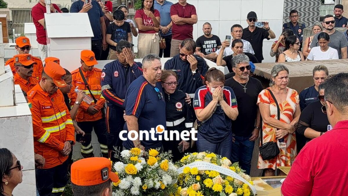 Amigos do Samu prestam última homenagem a tenente durante cortejo em RB
