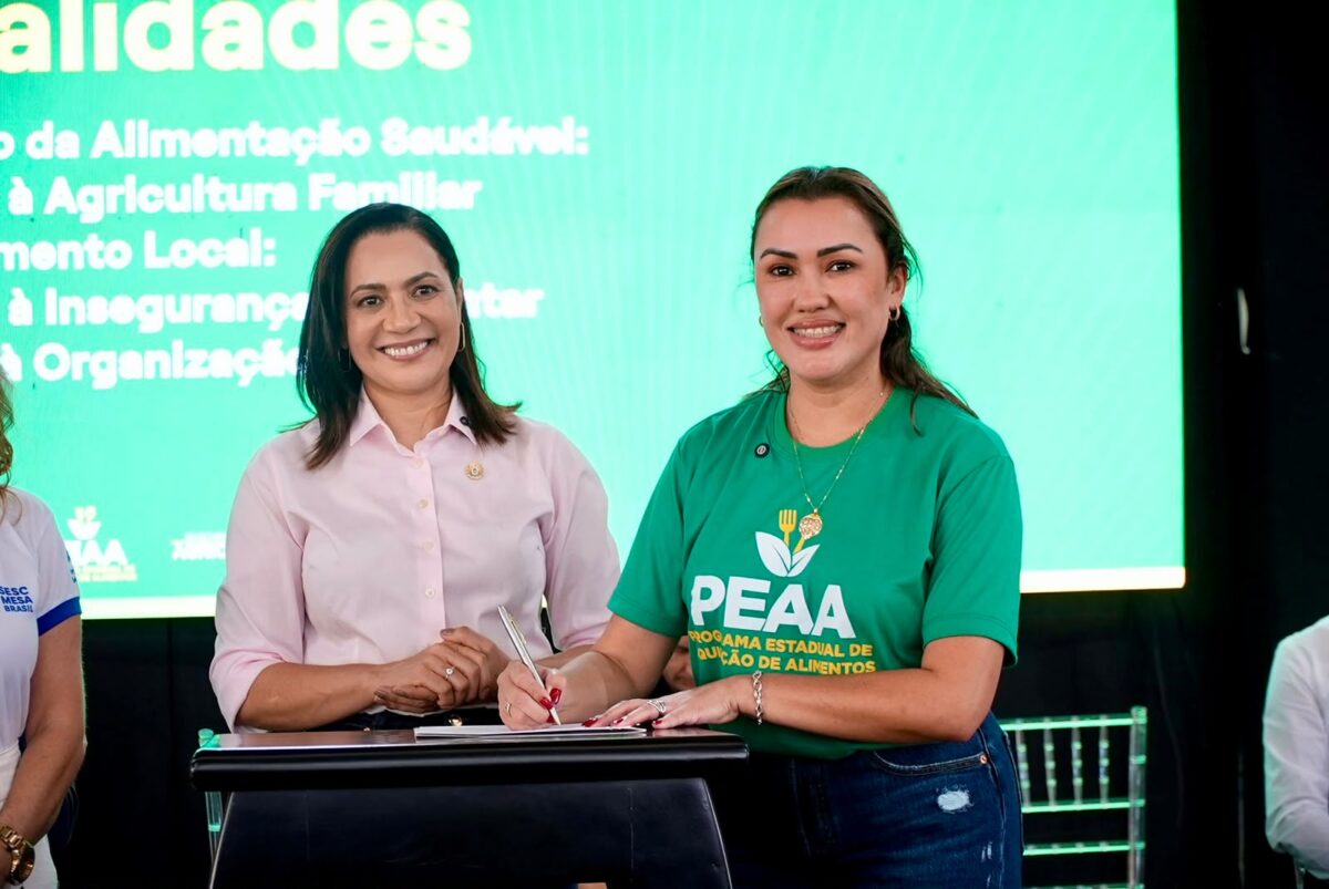 Secretária celebra lançamento do Programa Estadual de Alimentos